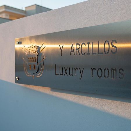 Y Arcillos Luxury Rooms Cin Ito75O35B4Ooo468O2 Lecce Exteriör bild